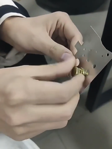 Thread Pitch Measuring Gauge - Space-Saving Tool for Screws Nuts & Bolts | Craft & DIY Projects