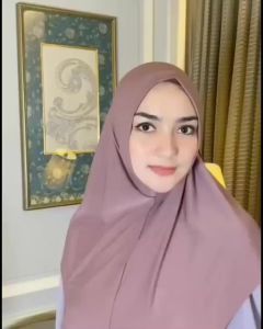 Mecca Hijabku - Hijab Bergo Instant Oval Non Pet Bahan Jersey Premium / Jilbab Bergo Syria Malay New Edition Non Pad