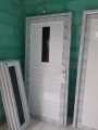 pintu aluminium ukuran 90 x 200, kusen pintu aluminium kombinasi kaca, pintu full aluminium spanrell lengkap tinggal pasang aja. 