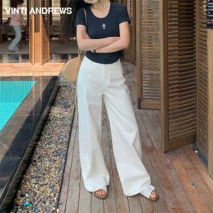 U-neck Short-sleeve Fitted Knit T-Shirt