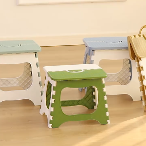 เก้าอี้พับพกพา เก้าอี้พลาสติกอเนกประสงค์ Foldable Stool คุณภาพดีราคาถูกมีหลายสีให้เลือก เก้าอี้เด็ก