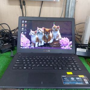 Laptop Asus F452E học tập giải trí ok đầy đủ phụ kiện theo máy bảo hành 7 tháng