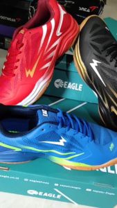 Sepatu Badminton Eagle Clyde Oriiginal Warna Merah - Sepatu Bulu Tangkis Eagle Clyde Terbaru