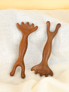 Portable Golden Silk Sandalwood Deer Antler Comb Massage Tool for Head Meridian Massage Nasal Bridge Acupoint Home Use