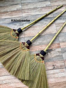 sapu lantai rayung ijuk jerami ringan warna coklat