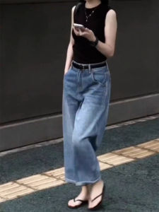 Plus Size Pear Shape Fitting High Waisted Slimming Cropped Flare Jeans