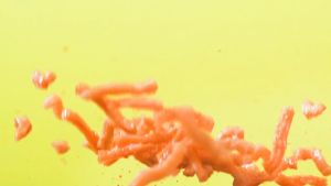 卫龙魔芋爽24gx20袋盒装素毛肚香辣麻辣 Weilong konjac cool 24gx20 bag boxed vegetarian hairy belly spicy spicy sour and spicy net red snacks