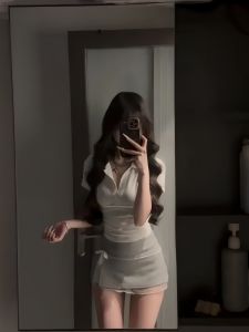 VKSOD | ชุดเสื้อเชิ้ตแขนสั้นผ้าลูกไม้ผสมลายผีเสื้อและกระโปรงทรงเอสำหรับผู้หญิง ชุดสองชิ้น คอวี แขนสั้น วัสดุอื่นๆ 100%