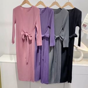 Đầm dài chất lò xo cao cấp được thiết kế dáng suông bút chì và thắt nơ tôn dáng - 55Kg.Linh