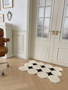 INS Style Tufted Carpet Home Living Room Bedroom Bedside Special-Shaped Long Velvet Tea Table Cloth Floor Mat Cream Circle Foot Mat