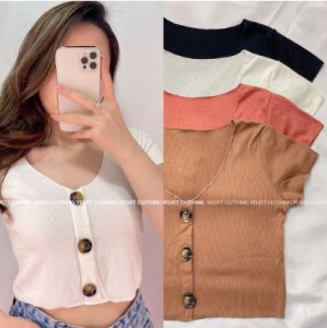 Atasan Crop Top Wanita: Rib Button, Kaos Neci, dan Crop Top Knit