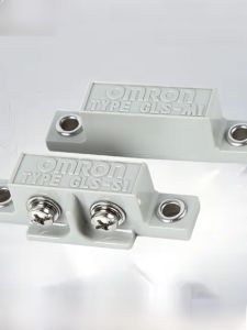 Original Omron Magnetic Switch GLS-1 Safety Access Control Sensor GLS-S1+GLS-M1 Sensor Factory Automation Polymer Material
