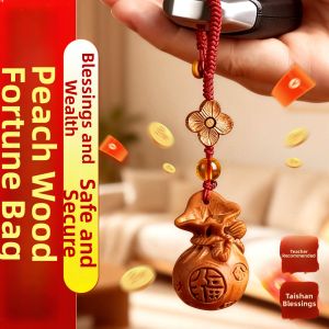 HETANGYUESHE | Lucky Charms Keychain And Pendant