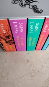 (NEW) A Court of Thorns and Roses Boxed Set (Brand New Paperback)