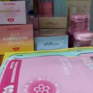 Spons Make Up Beauty Blender Spons Puff Cushion 4pcs/box Sponge Kering dan Basah Sponge Makeup