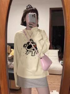 เสื้อยืดคอกลมแขนยาวผู้หญิง ทรงหลวม ผ้าฝ้ายแท้ สีเหลือง ฤดูใบไม้ผลิ ฤดูใบไม้ร่วง ฤดูหนาว เสื้อชั้นในสุดหรู ทรงหลวม เสื้อตัวบน