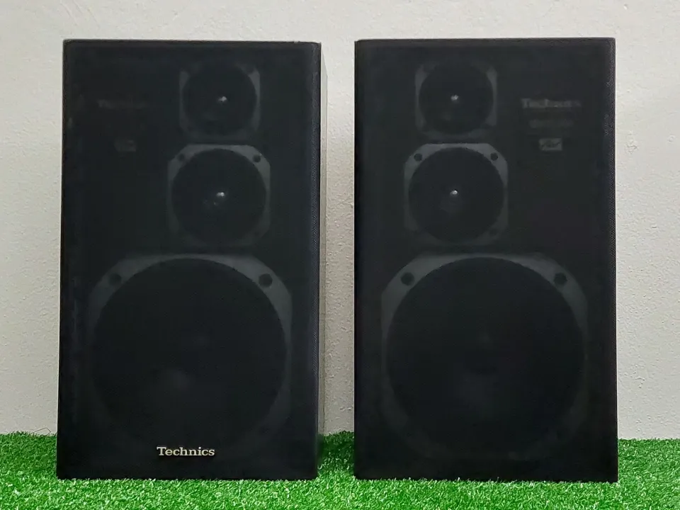 ลำโพง technics SB-CD300 จากญี่ปุ่นมือสอง ส/ก/ย/42/25/19/cm. ดอก