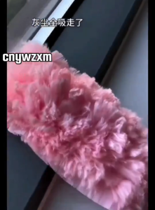 👍[SG Lacol Stock] Clean magic Bubble Duster Brush Portable Folding Feather Duster Adjustable Telescopic Cleaning Crevice