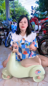 Baby Balance Bike Motorcycle For Kids Baby Walker Kids Tricycles Ride-on With Music Walker baby Gift Kids Scooters Balance Bike