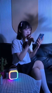 SADAลำโพงมีไมโครโทรศัพท์บลูทูธ ระบบเสียงในครอบครัวแบบ All-In-One อุปกรณ์คาราโอเกะแบบไร้สายใหม่ K12ลำโพงบลูทูธ ลำโพงบลูทูธ Blutooth Speaker โทรโข่ง ไมโครโฟนคู่ แบบพกพา ลำโพงร้องคาราโอเกะ