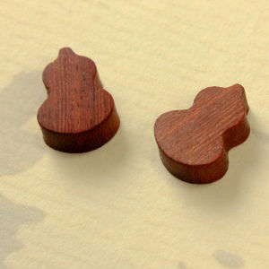 Elegant Wooden Gourd Stud Earrings 925 Silver Needle Small Design Simple Atmosphere Womens Fashion Jewelry Ear Accessories