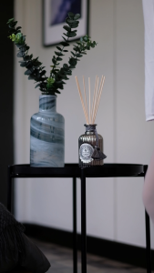 BATH & BLOOM October (October) Reed Set - Chrome 300ml. บาธ แอนด์ บลูม ชุดน้ำมันหอมระเหยปรับอากาศ กลิ่นดอกมะลิ ดอกกุหลาบ ดอกลิลลี่ 300 มล.