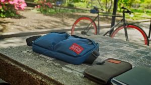 Manhattan Portage ALBANY SHOULDER BAG - BLACK