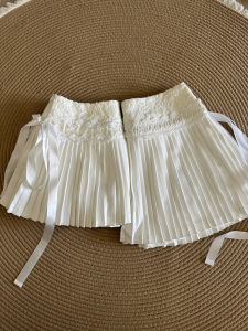 กระโปรงสั้นทรงเอผ้าตาข่ายลายเค้กสไตล์เกาหลีสำหรับผู้หญิงไซส์ใหญ่ กระโปรงสั้นทรงเอสีขาว กระโปรงสั้นทรงเอลายดอกไม้สไตล์เกาหลี