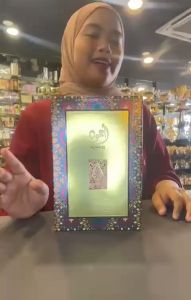 *Ajwad* by Lattafa 100ML is a *woody aromatic fragrance* suitable for both men and women. Launched in 2021 it features a blend of fruity floral and woody note.