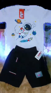 Stelan Kaos Anak Gambar Astronot & Celana Cargo Bahan Katun Kombet 30s