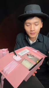 Bộ nến thơm tinh dầu Love Chillme quà tặng sinh nhật cho nữ bạn thân kèm túi xách quà thiệp tinh tế