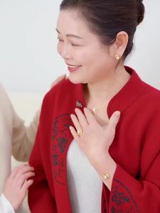 Elegant Design Freshwater Pearl Bracelet 5-6mm