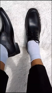 New Mens black shoes Korean style lace-up popular black shoes rubber non-slip black shoes Suitable for office work wear and can be worn in all seasons Waterproof black shoes 0105523