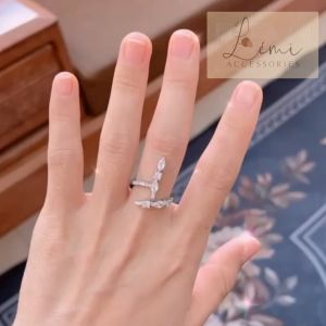 Nhẫn nữ mạ bạc S925 dáng Chữ Thập đính đá nhân tạo trẻ trung thời trang Hàn Quốc Lemi accessories