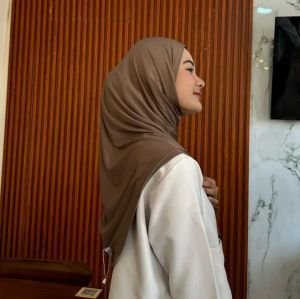 Dhinda hijab zura segitiga instan hijab instan santai murah