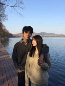 V-neck Two-layered Sweater for Couples