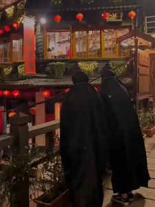 Hóa trang Halloween Vô diện cho bé và người lớn 3 món Cosplay Vô Diện trẻ em