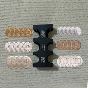 Portable Plastic Coin Organizer Travel Essential Japanese Yen Coin Purse Compact Money Clip Easy to Carry Versatile Coin Wallet