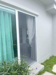 มุ้งจีบ มุ้งพับจีบ มุ้งจีบสำเร็จรูป มุ้งกันยุง มุ้งลวด บานเลื่อน แถมกาว2หน้า 3M ฟรี และส่งฟรีไม่เกิน 2เมตร