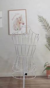 BOSSKU Short Sleeve Oversized T shirt Men/Women Loose Neck Round Large Size Baju 韩版宽松设计感T恤上衣