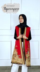 VEST BATIK OUTER BATIK MODEL OUTER BATIK KEKINIAN CARDIGAN MODEL OUTER BATIK KEKINIAN 2025