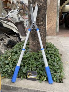 Kéo cắt tỉa cây cảnh Kéo cắt hàng rào cán tăng đưa kéo dài 250mm chính hãng C-MART A0067