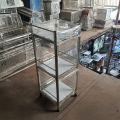 Kệ inox 3 tầng tấm  , nhiều kích thước khác nhau . Hàng dày dặn và chắc chắn .. 