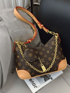 Fashionable Large Capacity Womens Armpit Bag 2025 New Moon Handbag Stylish Versatile Single Shoulder Bag for Young Adults