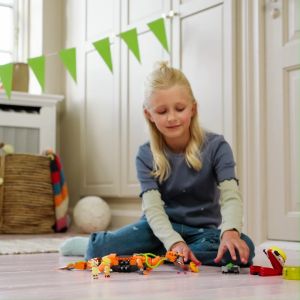 LEGO Sonic the Hedgehog 77003 Super Shadow vs. Biolizard (419 Pieces)