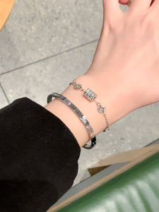 สร้อยข้อมือไททาเนียมสไตล์โรมัน เครื่องประดับแฟชั่นสำหรับผู้หญิง สร้อยข้อมือ Zirconia หรูหรา สร้อยข้อมือผู้หญิงแบบลำลอง โซ่ข้อมือ