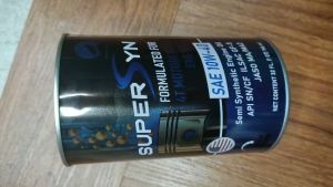 Nhớt xe máy Super Syn SAE 10w40 dung tích 946ml dùng cho xe số và côn tay