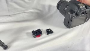 Monitor Mount Plate Quick Release Clamp Fast Switch Install 1/4 Screw for Insta360 X4 for Gopro 13 Tripod Slide Rail Stabilizer