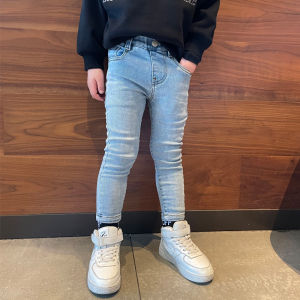 กางเกงยีนส์ทรงสลิมฟิตสำหรับเด็กชาย ทรงหลวม ทรงใหม่ ฤดูใบไม้ผลิและฤดูใบไม้ร่วง กางเกงขายาวสำหรับเด็กและเยาวชน