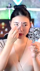 Serum chống mụn Dr.Leo 10ml 2 Lớp Xẹp Mụn Sau 24h A-Clear Aid Soothing Acnes Skincare